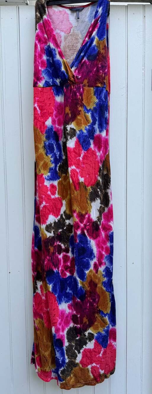 White House Black Market Multi-Color Floral Print V-Neck Maxi Dress Size PM